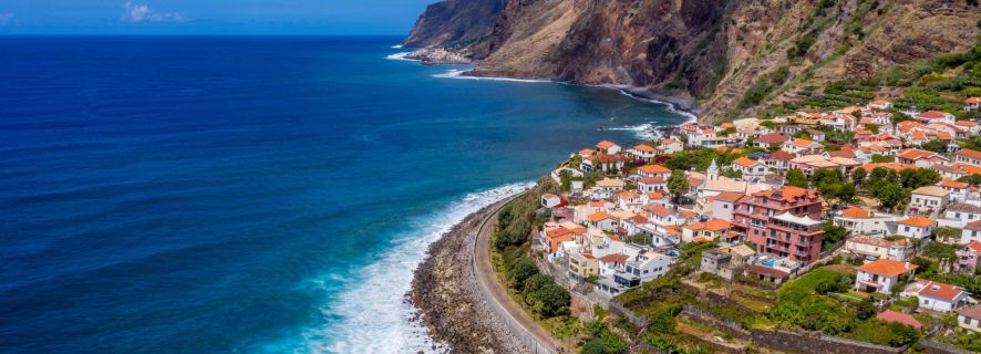 Ab Funchal: Allradfahrzeug-Tour zu den Vulkankratern