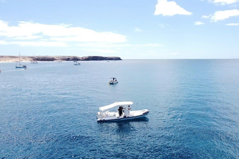 Lanzarote: Passeio de barco particular 2:30hExcursão particular de 2:30 horas