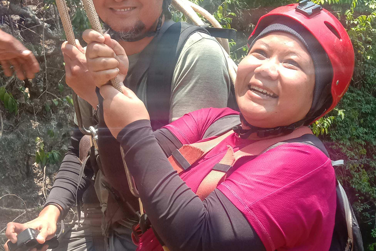 Jomblang Höhle, Pindul Höhle & Oyo Fluss Tubing Tour