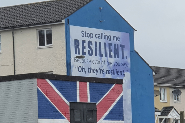 Belfast: polityczne murale, sztuka uliczna i Brama Pokoju