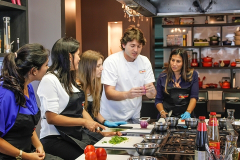 Marché local et cours de cuisine participatif à Urban Kitchen