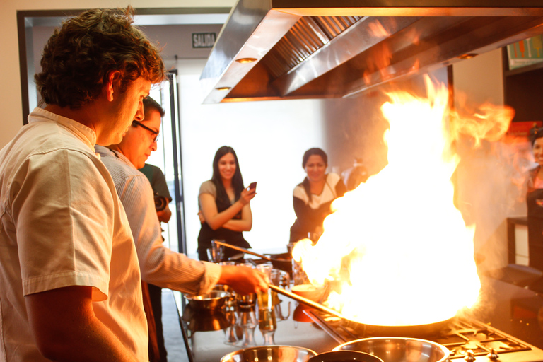 Local Market & Participative Cooking Class at Urban Kitchen