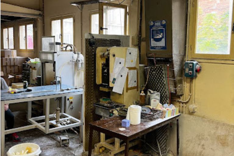 Marseille: Hidden Flavors Walking Food Tour