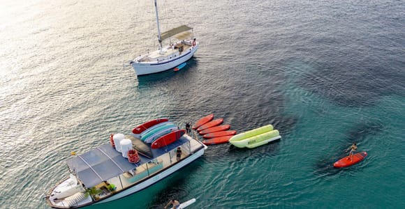 Ibiza: Private Boat Trip, Open Bar, Tapas & Free Water Sports