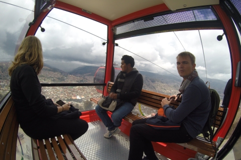 La Paz: piesza wycieczka po mieście z przewodnikiem pod skórąPiesza wycieczka po mieście