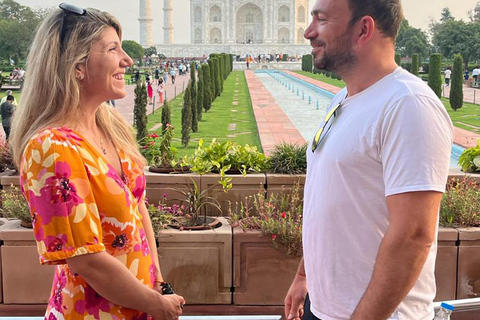 From Delhi : Agra Same Day Trip by Gatimaan Express