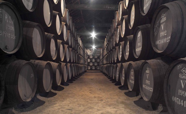 Visit Porto Graham's Port Lodge Tour with Premium Wine Tastings in Porto