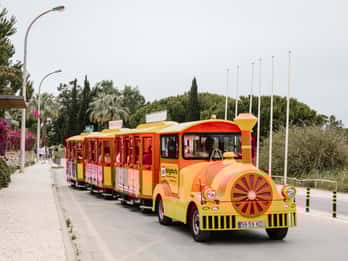 Vilamoura: Tourist Train City Tour
