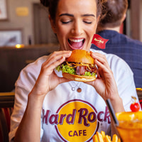 Öğle Yemeği veya Akşam Yemeği için Set Menüsü ile Köln, Hard Rock Caf - Hizvo