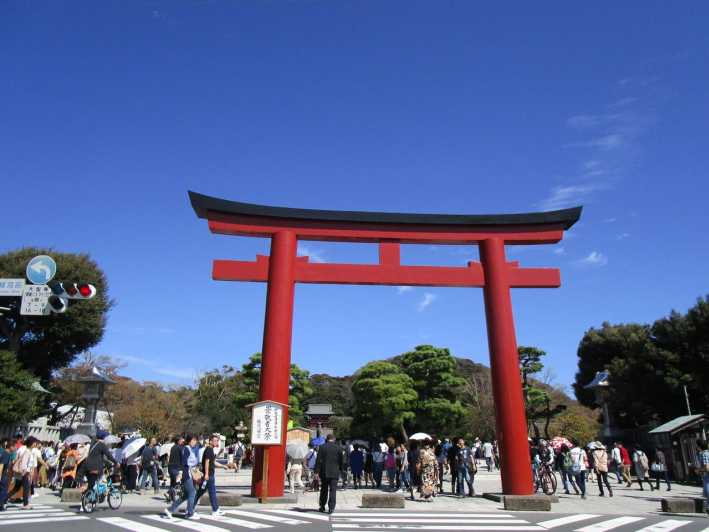 Kamakura: Private Guided Walking Tour with Local Guide