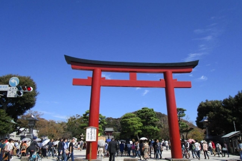 Kamakura: Private Guided Walking Tour with Local Guide 4-Hour Tour