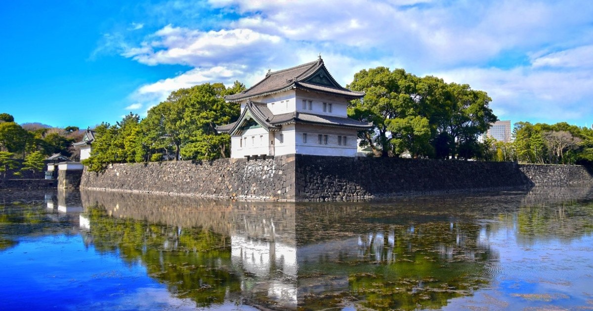 tokyo imperial palace walking tour