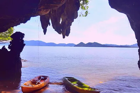 Ko Lanta: Full-Day Love Kayak Caves & Beaches Kayak Tour