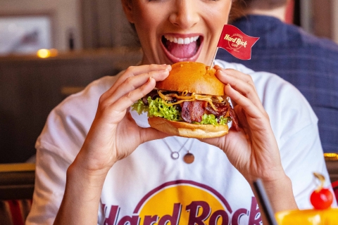 Hard Rock Cafe Manchester: Priorytetowe miejsca i posiłekMenu Diamentowe