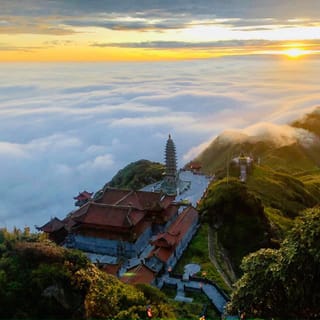 Da Hanoi: tour di Sapa con funivia e limousine Fansipan