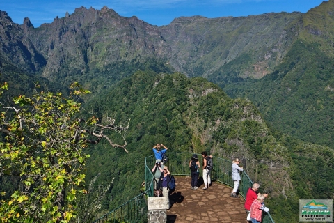 Madère: excursion d'une journée en jeep et promenade LevadaVisite avec ramassage à Funchal