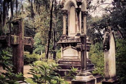Savannah: Victorian Cemeteries Van Tour