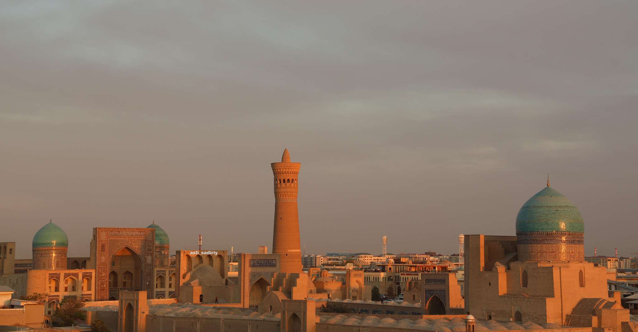 Tour a pie de Bukhara - Hizvo