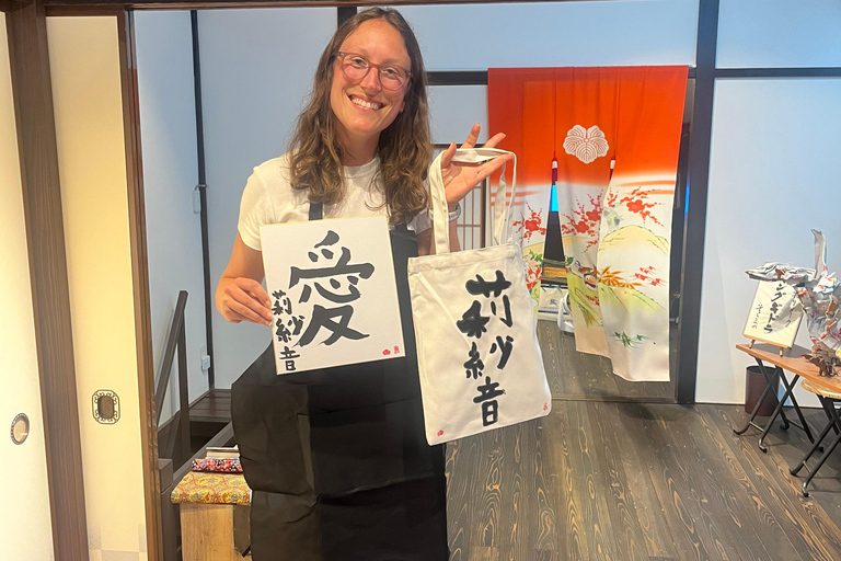 Kanazawa: Zen Calligraphy Experience at a Historic Temple