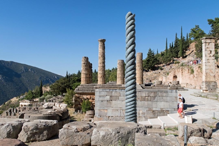 From Athens: Private Tour in Delphi & Arachova Village Tour Without A Tour Guide