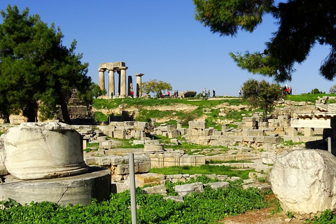 Athene: privétour naar Korinthe, grot van meren en tandradbaanZonder licentie Tour Guide in Korinthe