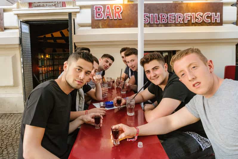 berlin-pub-crawl-getyourguide