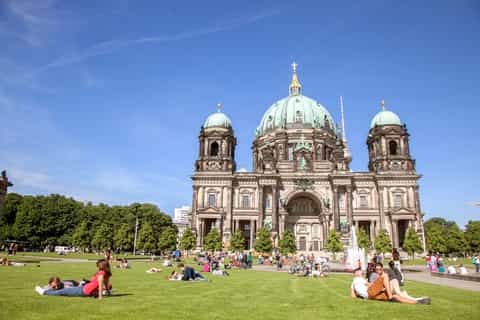 Berlin: Private City Highlights Walking Tour