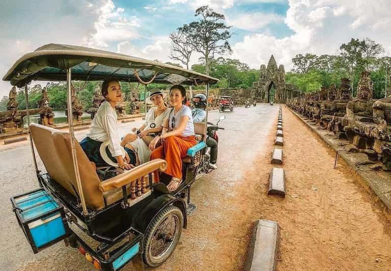 Siem Reap: Angkor Wat Privé Tuk-Tuk Tour (Engelse Chauffeur)