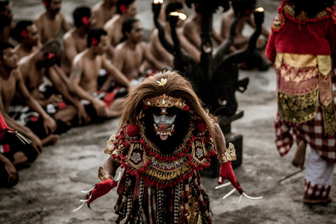 Bali: visite des points forts d'Ubud et temple d'Uluwatu avec danse KecakVisite de groupe en anglais