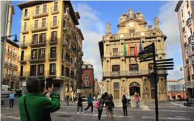 From San Sebastian: Pamplona City Tour