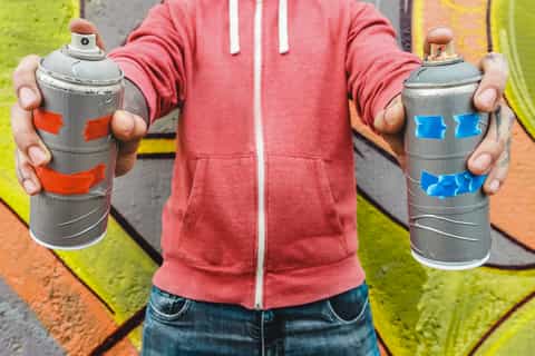 East End: Street Art Walking Tour with Spray Painting Session