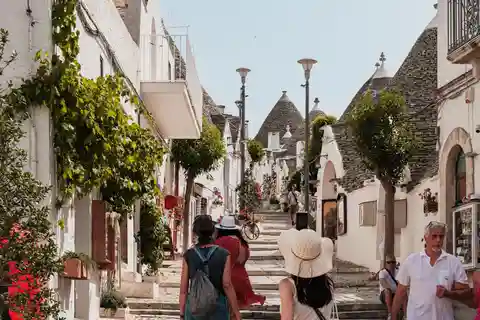 Alberobello: 1.5-Hour Trulli Guided Walking Tour