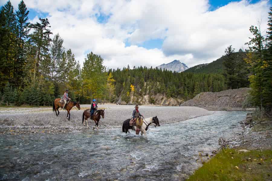 Banff National Park: 1-stündiger Ausritt auf dem Spray River. Foto: GetYourGuide