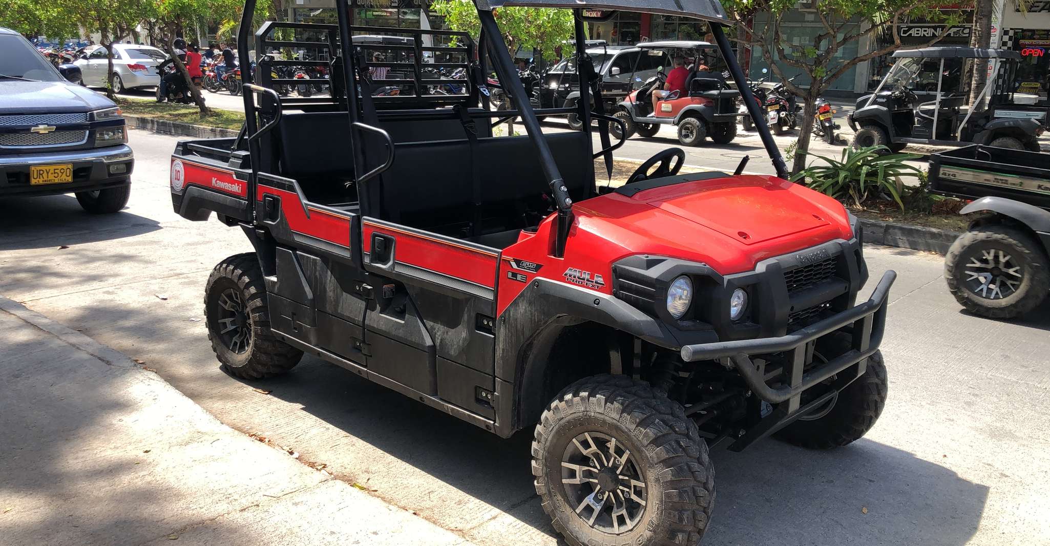 San Andres, 6-Seat Golf Cart Verhuur - Hizvo