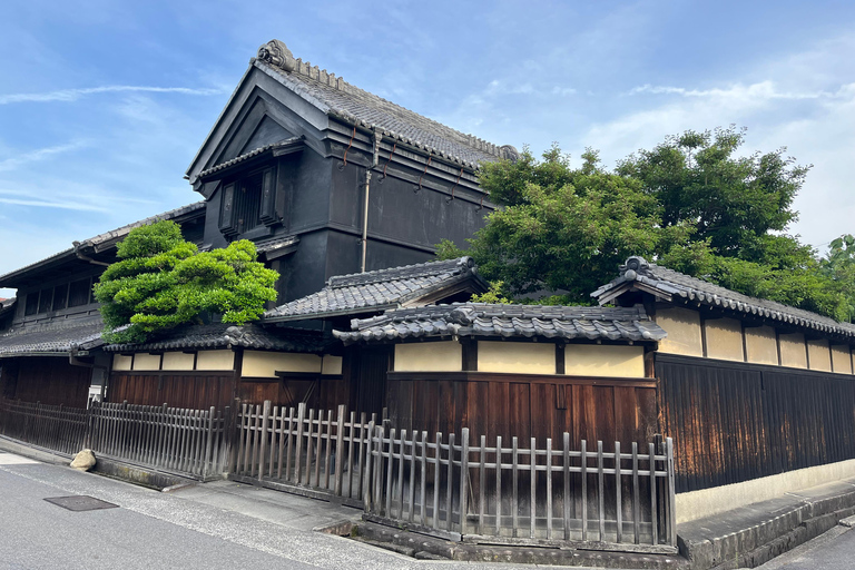 Nagoya: Atsuta Shrine & Arimatsu Shibori Workshop Tour