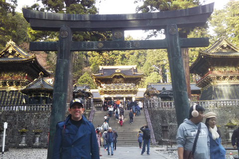 Nikko: privé wandeltour met lokale gidsTour van 6 uur met ophalen in Nikko