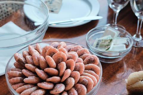 Estocolmo: crucero con gambas y tacos ilimitados y banda de versiones.Estocolmo: Crucero con camarones y tacos ilimitados y banda de covers