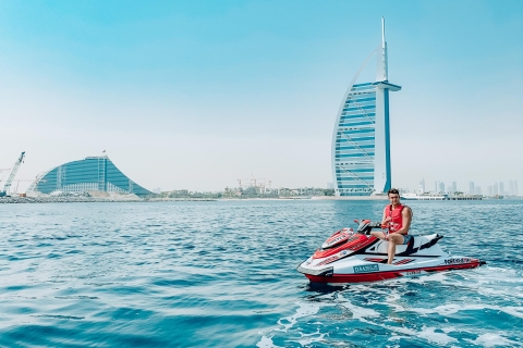 Dubai: tour de 30 minutos en moto de agua por Burj Al ArabExcursión en moto de agua al hotel Bulgari