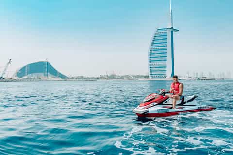 Dubai: tour in jet ski di 30 minuti al Burj Al Arab