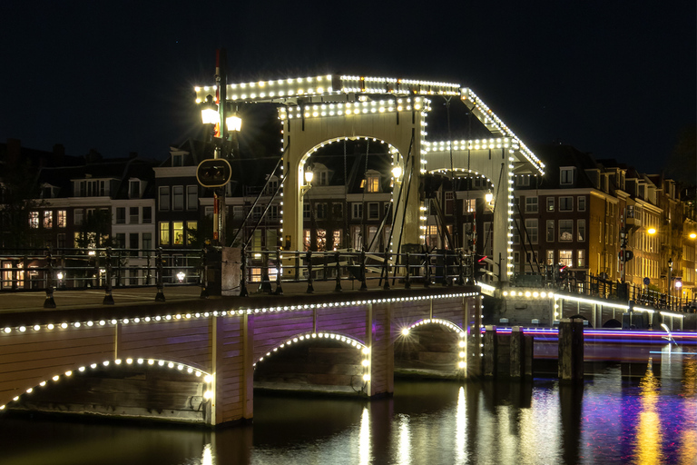 Amsterdam: Canal Cruise in German with Unlimited Drinks Shared Canal Cruise