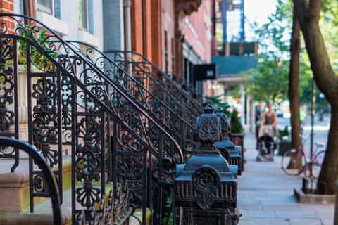 Greenwich Village: Cupcake Bakeries Walking Tour
