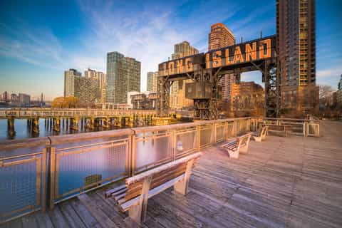 From Manhattan: Bronx, Queens and Brooklyn Bus Tour