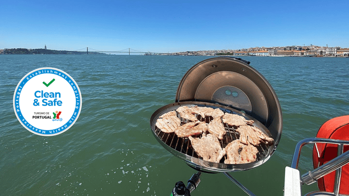 lisbon private boat trip with barbecue lunch