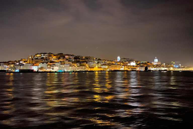 Lissabon: Segeltur på natten