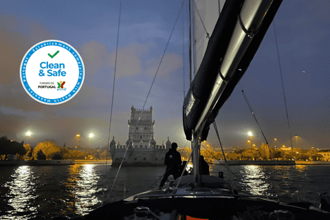 lisbon sailing tour by night