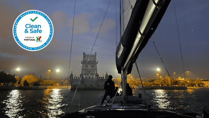 lisbon sailing tour by night