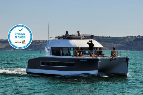 Lisbon 2-Hour Private Tour by Power Catamaran 18 people