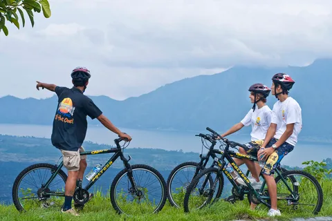 Bali: Mountain Bike Tour and River Rafting with Lunch
