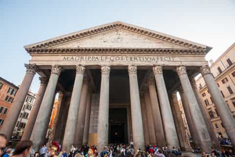 Pantheon: Private Tour with Surrounding Squares and Churches