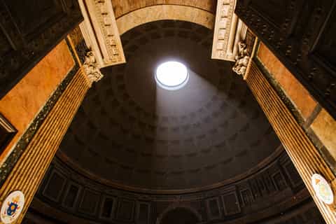 Pantheon: Privat omvisning